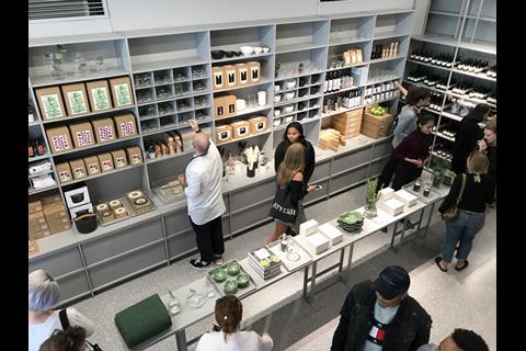 Arket Regent Street – interior